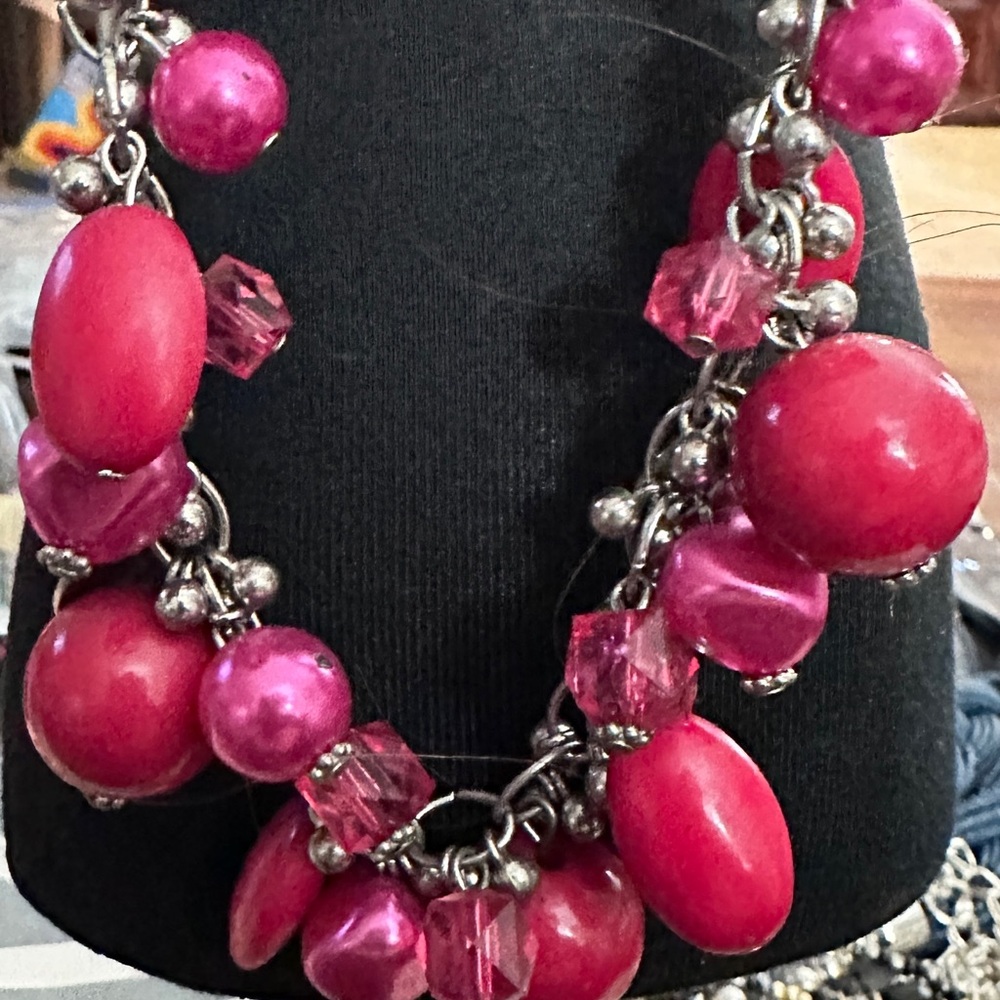 Elegant‎ Pink Beaded Necklace